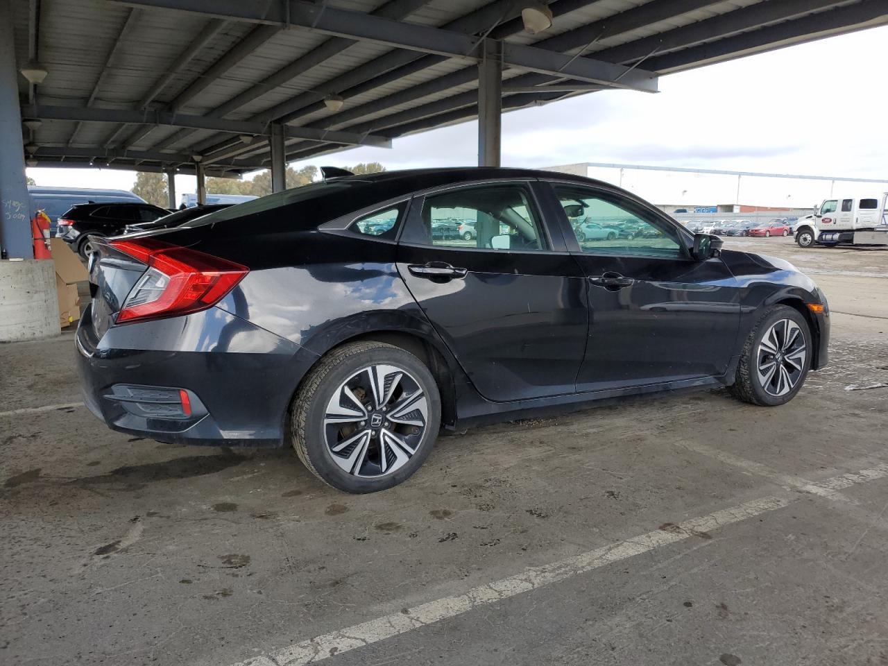 2017 HONDA CIVIC EXL - Image 3