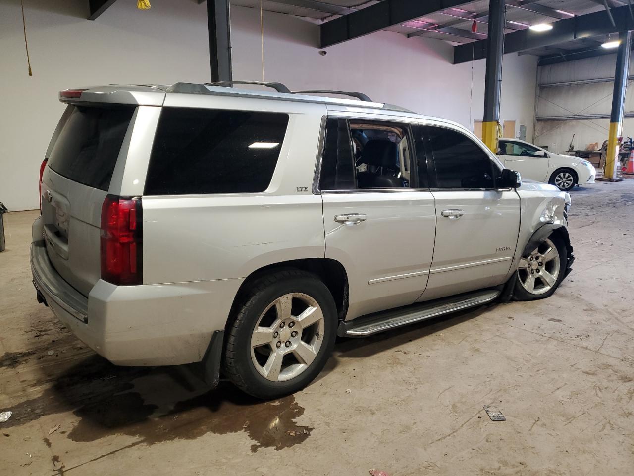 2015 CHEVROLET TAHOE K150 - Image 3