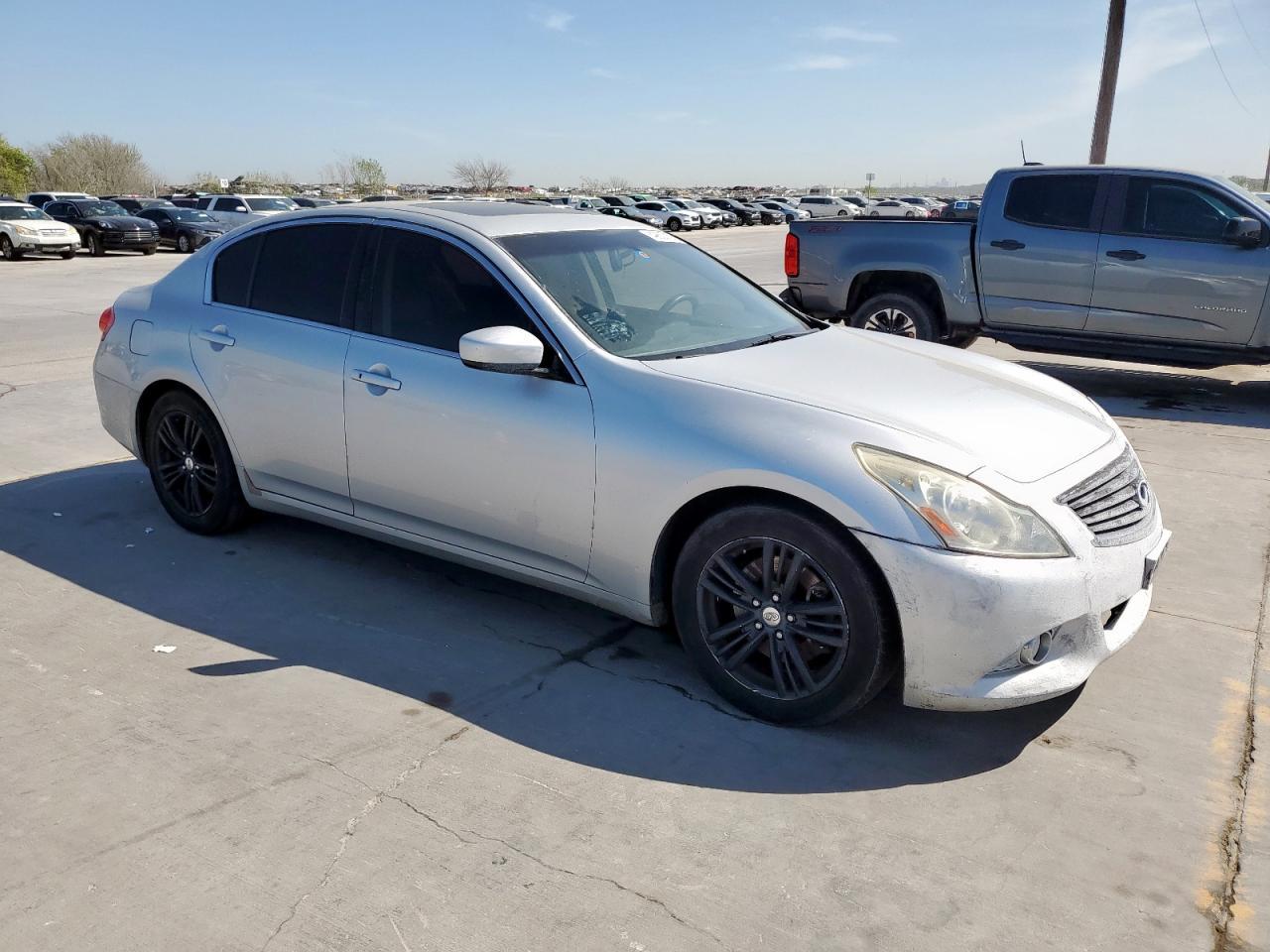 2012 INFINITI G37 BASE - Image 4