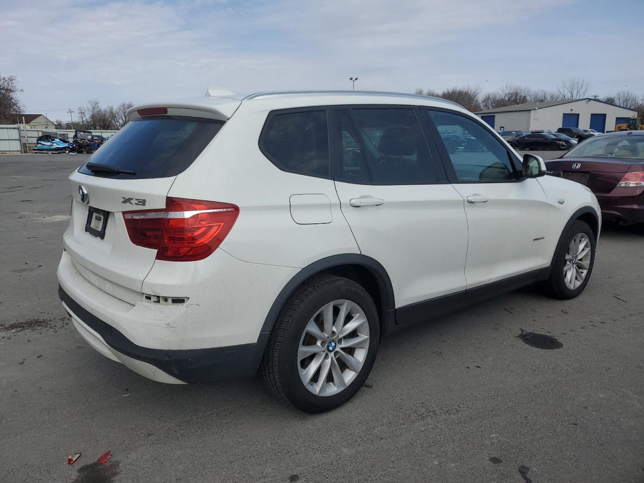 2016 BMW X3 XDRIVE2 - Image 3