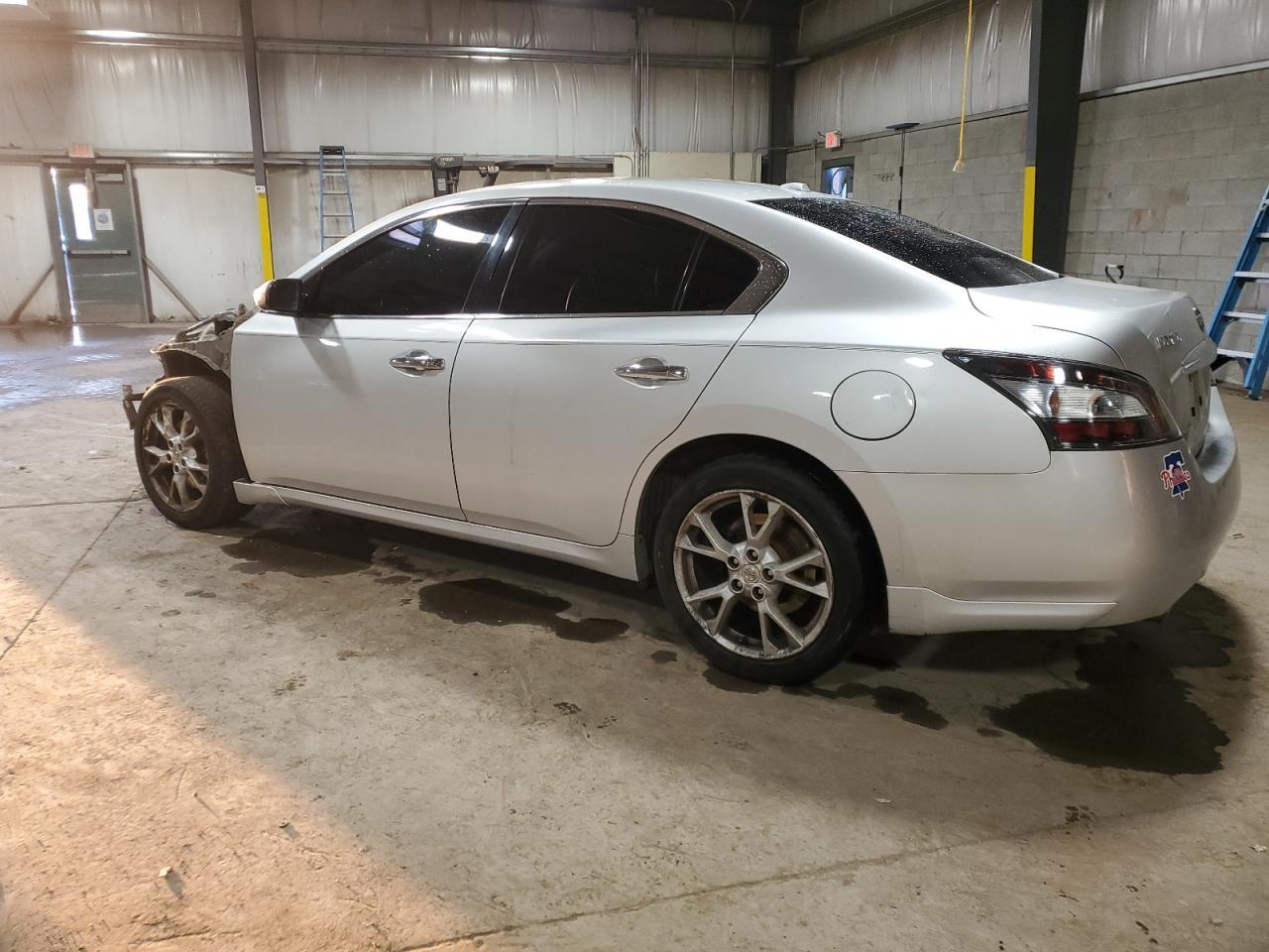 2013 NISSAN MAXIMA S - Фото 2