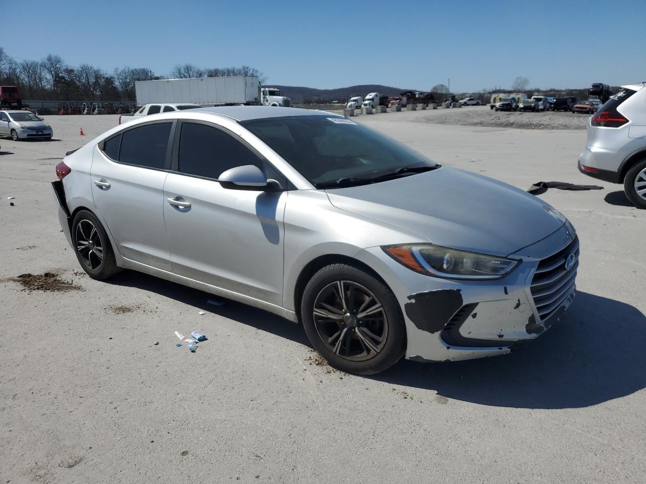 2017 HYUNDAI ELANTRA SE - Фото 4