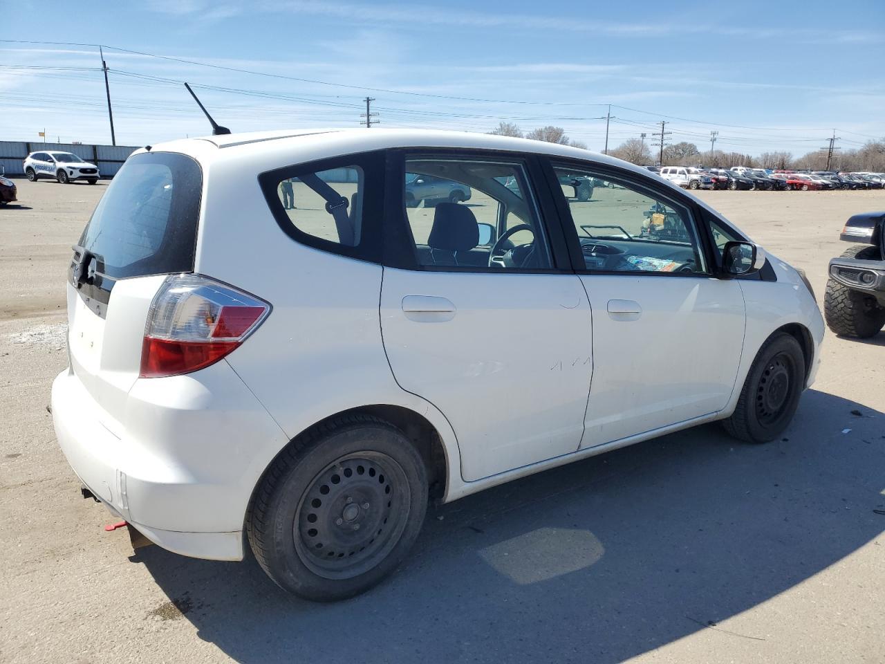 2013 HONDA FIT - Image 3