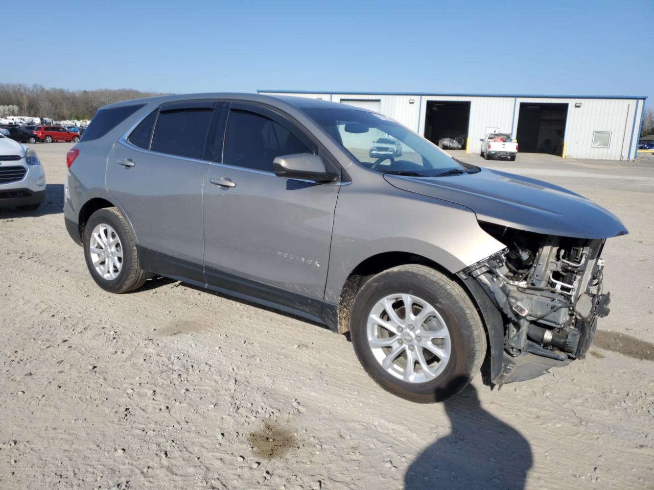 2019 CHEVROLET EQUINOX LT - Image 4