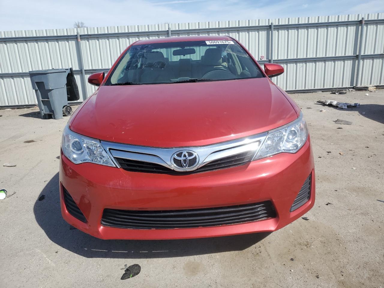 2013 TOYOTA CAMRY L - Фото 5