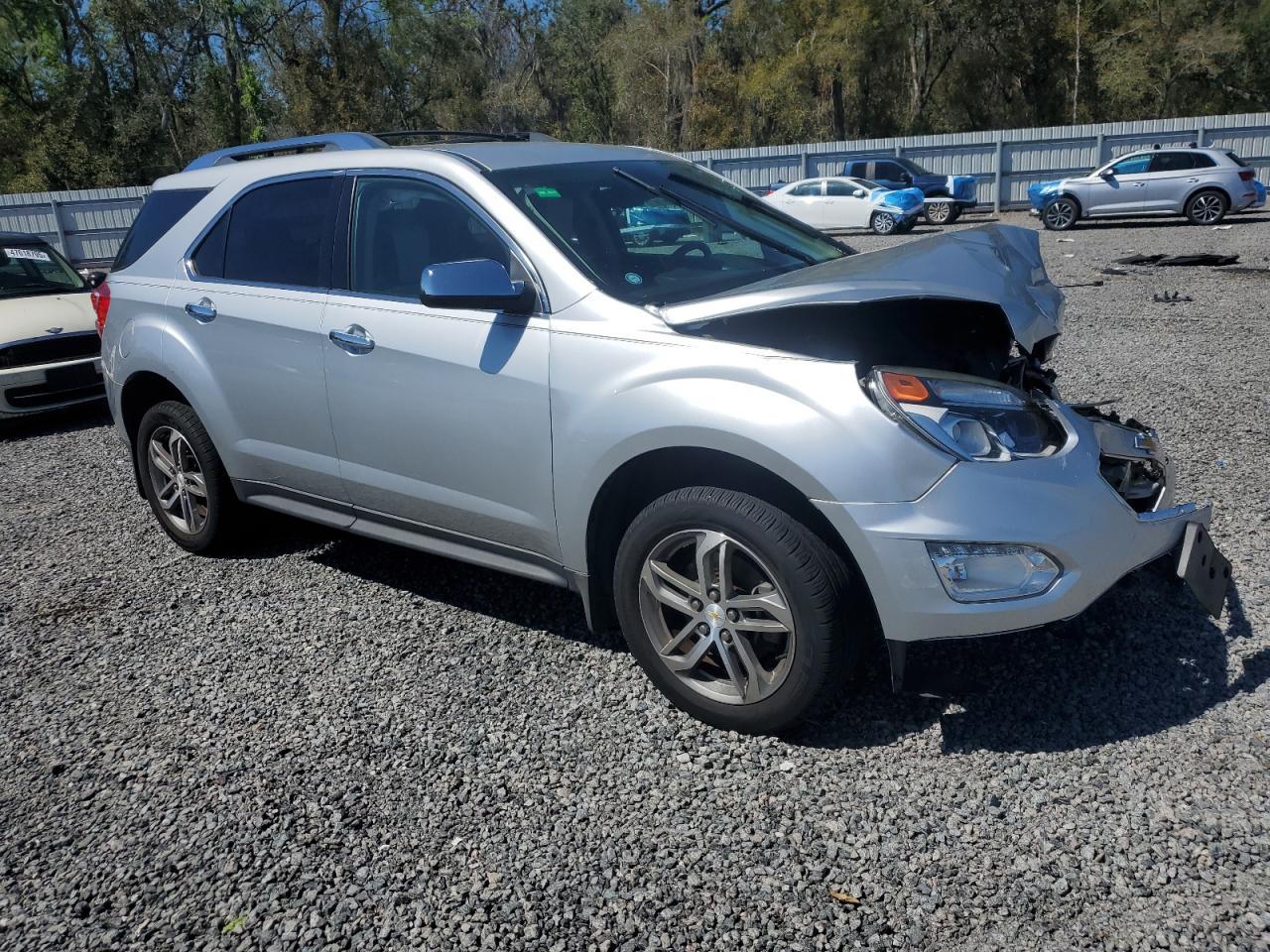 2016 CHEVROLET EQUINOX LT - Image 4