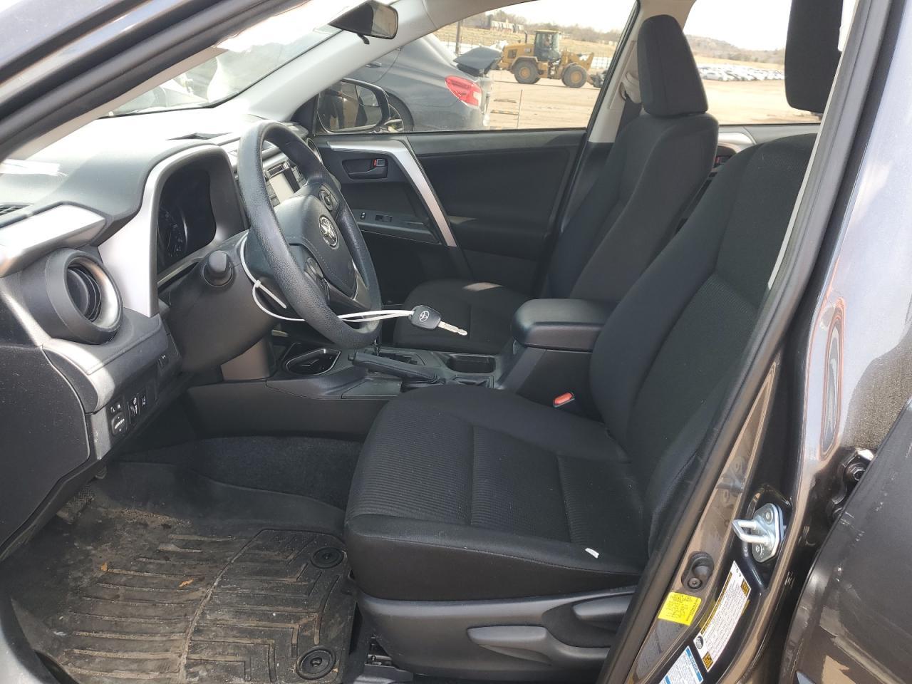 2018 TOYOTA RAV4 LE - Фото 7