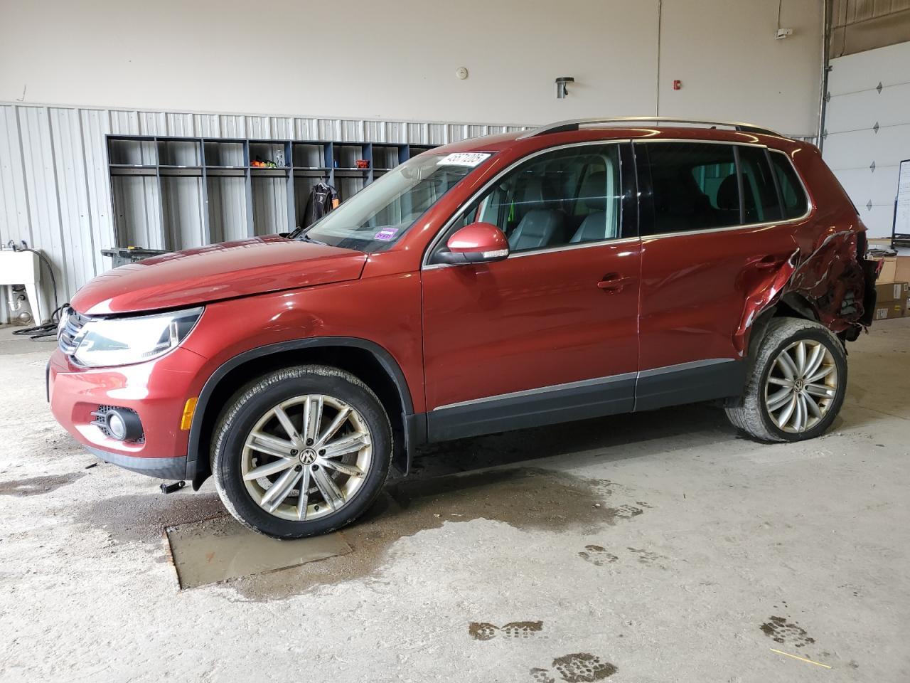 2014 VOLKSWAGEN TIGUAN S