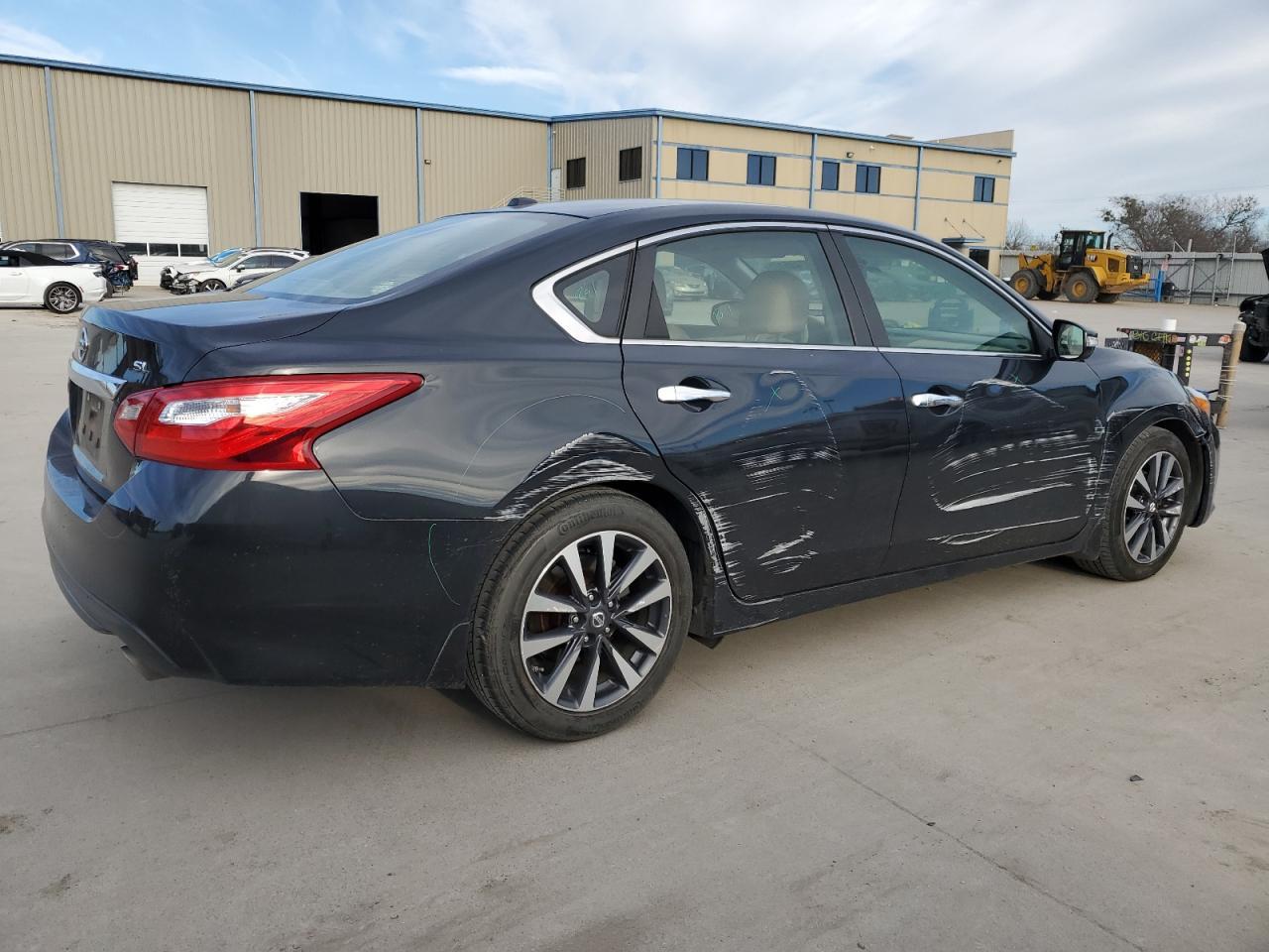 2017 NISSAN ALTIMA 2.5 - Фото 3
