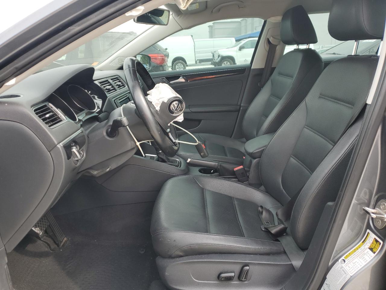 2017 VOLKSWAGEN JETTA SEL - Image 7