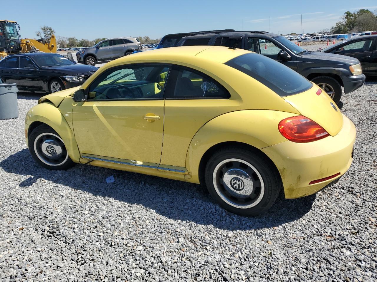 2012 VOLKSWAGEN BEETLE - Фото 2