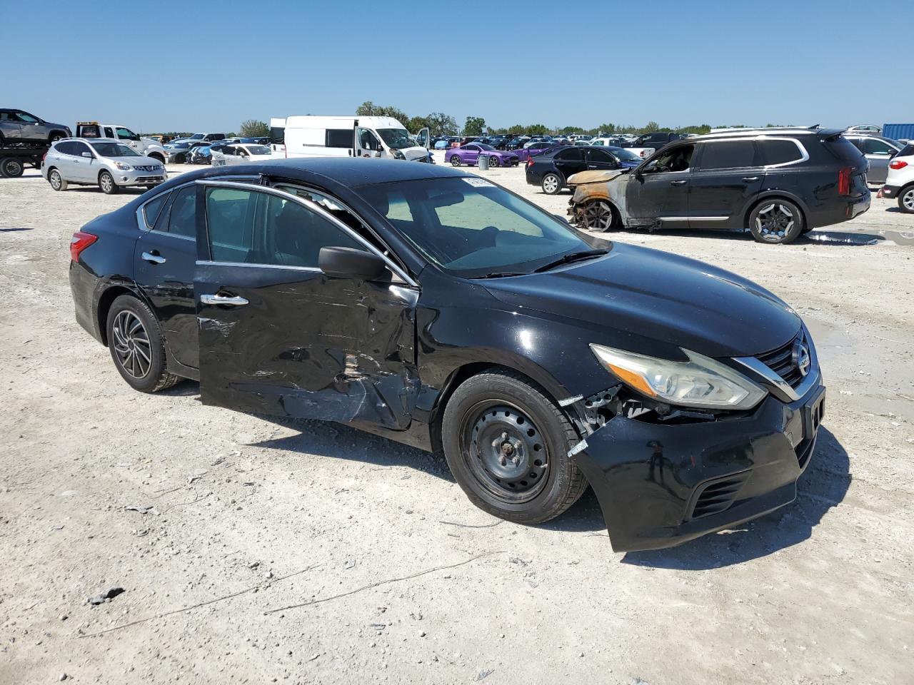 2017 NISSAN ALTIMA 2.5 - Image 4