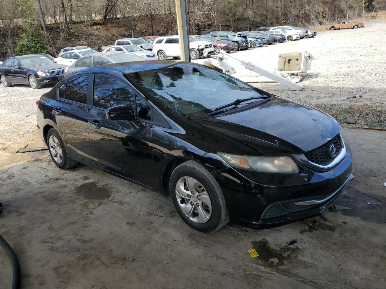 2015 HONDA CIVIC LX - Image 4
