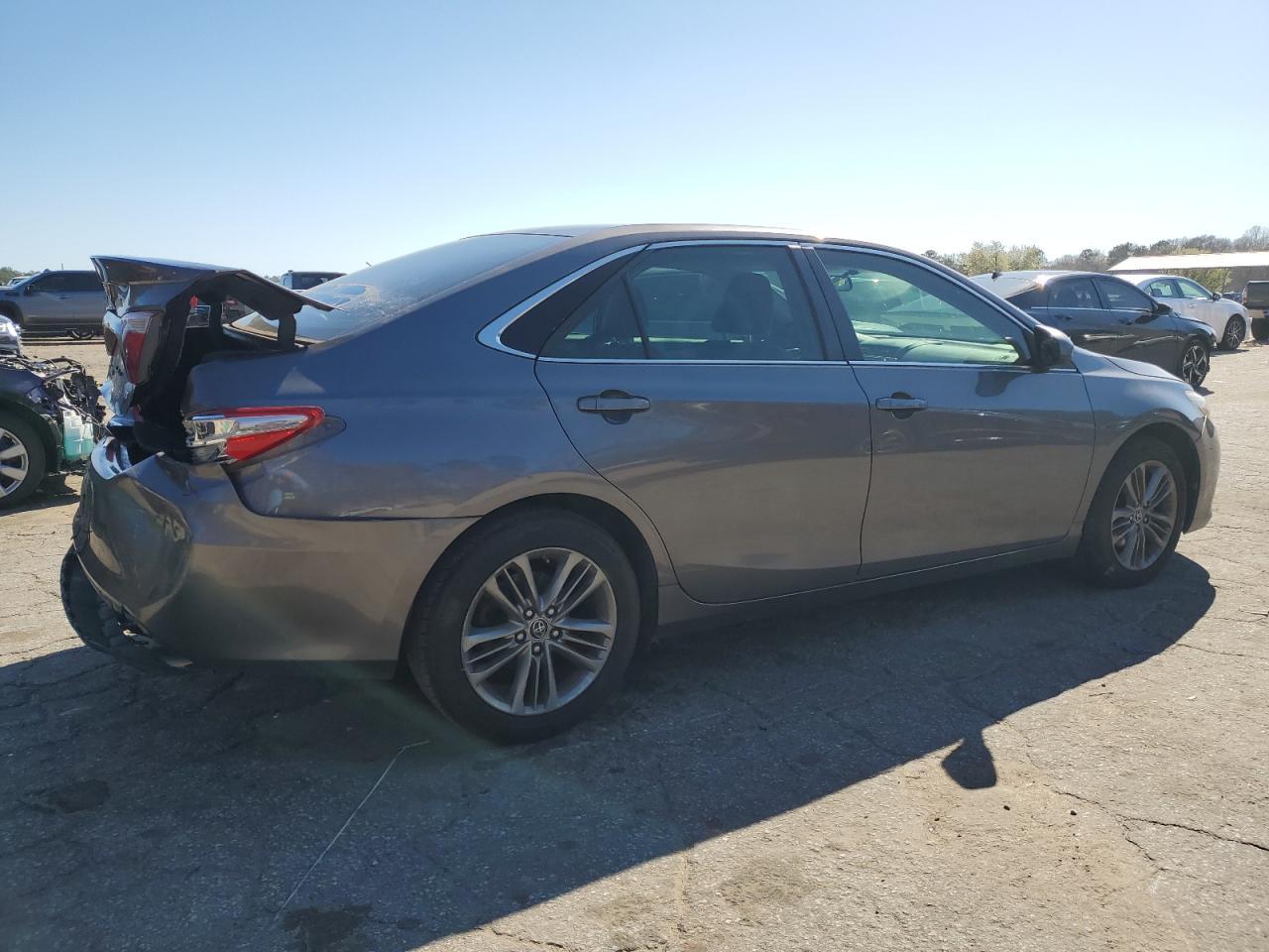 2016 TOYOTA CAMRY LE - Фото 3