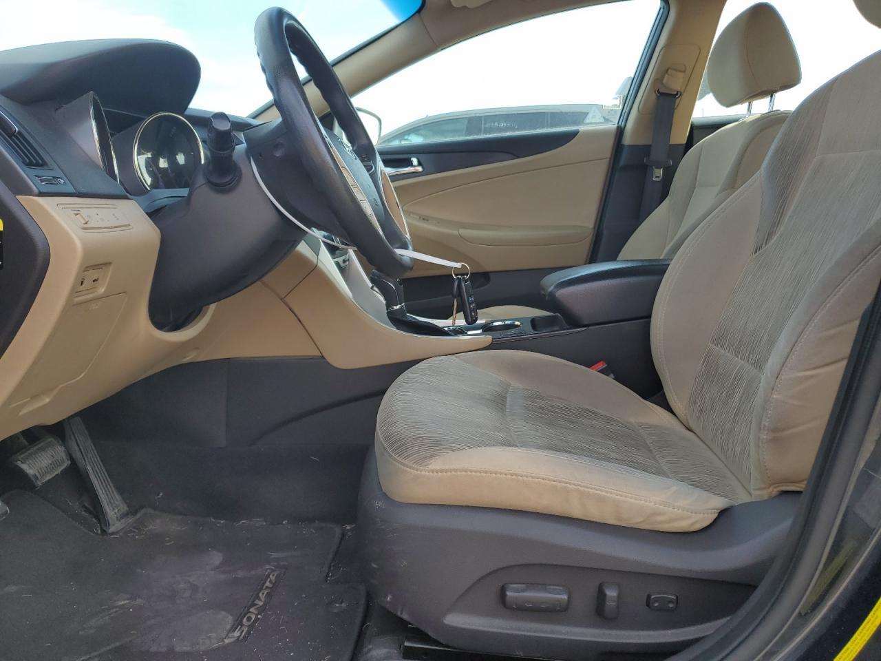 2013 HYUNDAI SONATA GLS - Image 7