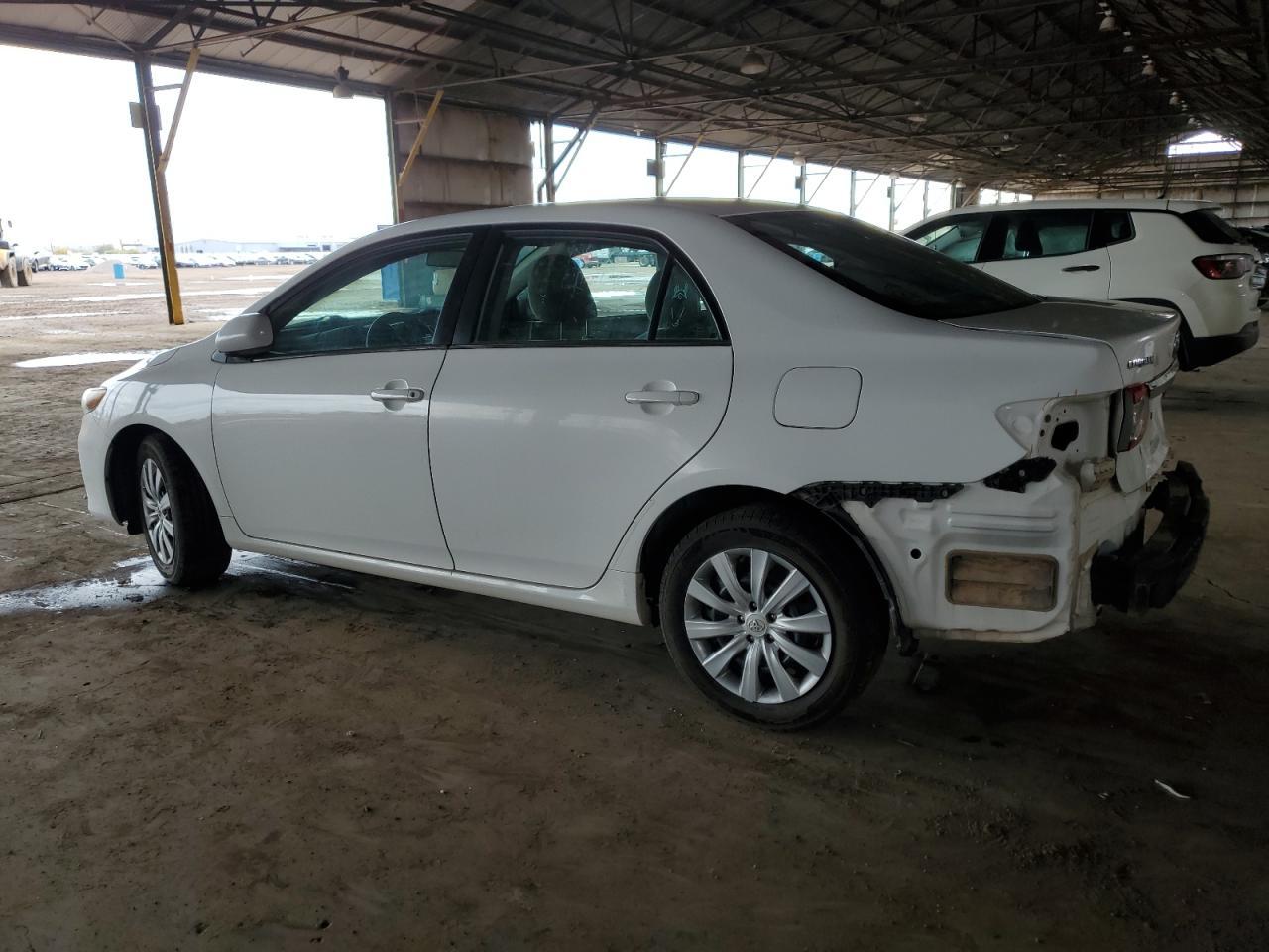 2013 TOYOTA COROLLA BA - Image 2