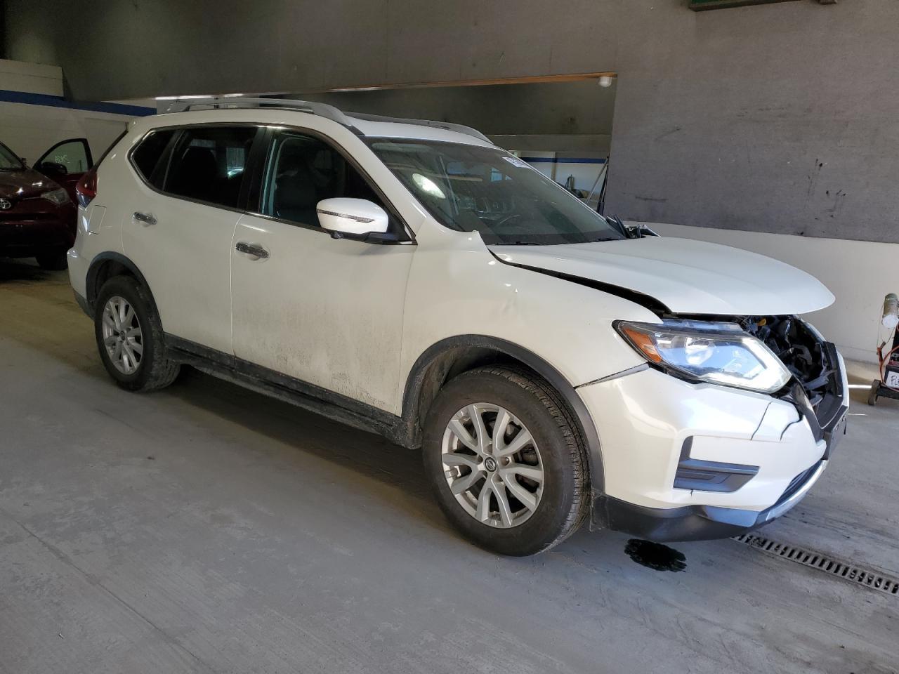 2018 NISSAN ROGUE S - Image 4