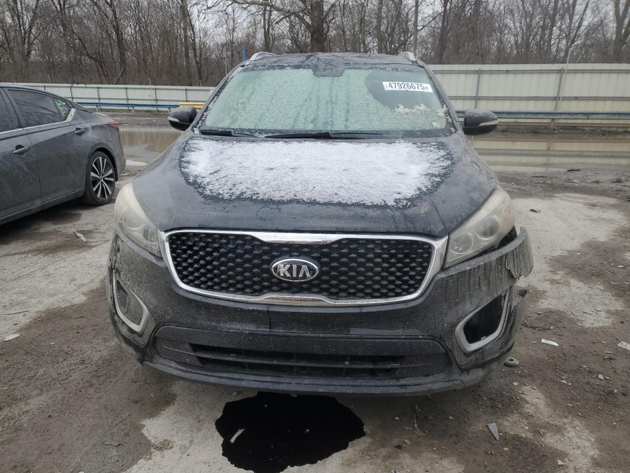 2016 KIA SORENTO LX - Image 5
