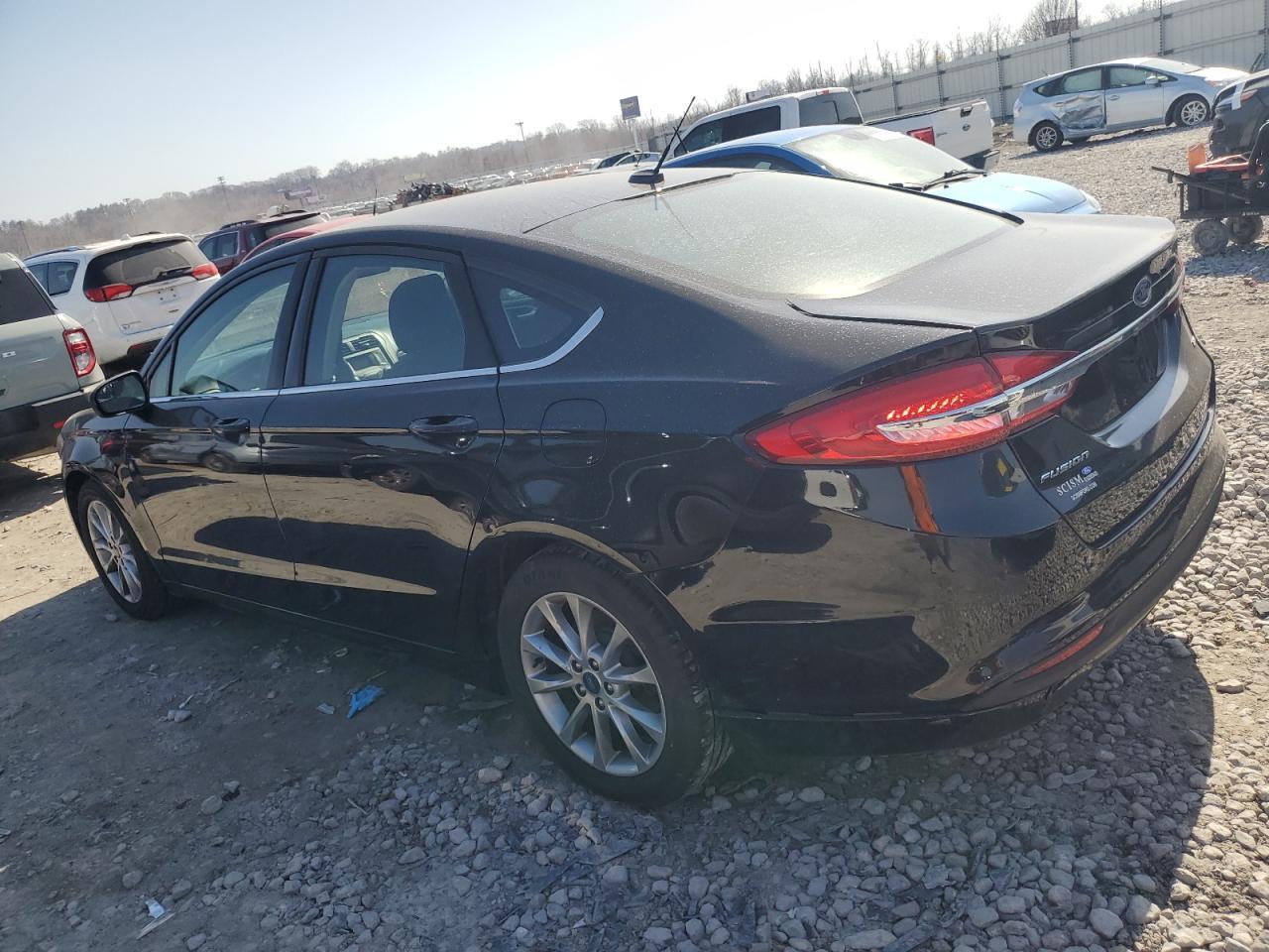 2017 FORD FUSION SE - Фото 2