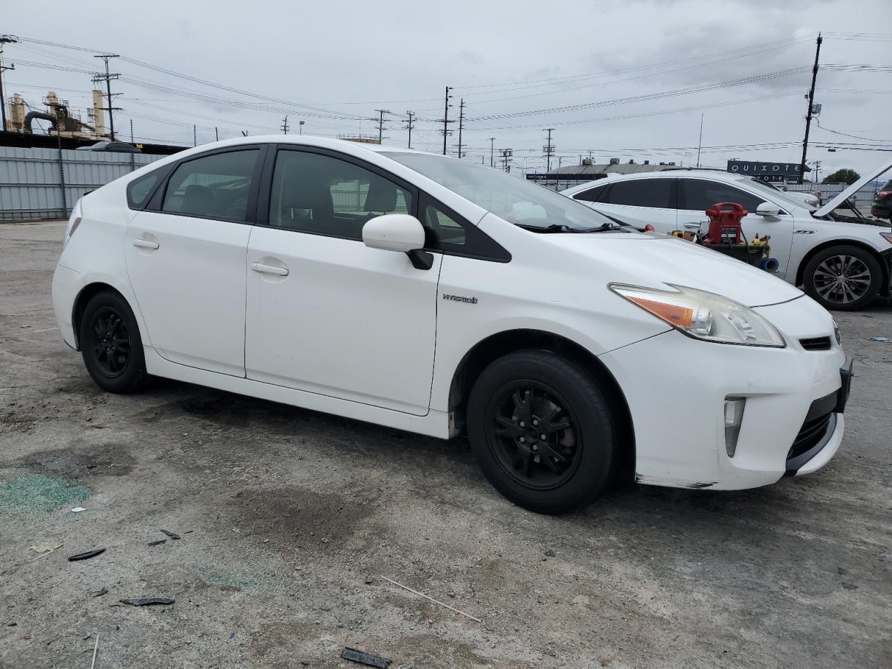 2015 TOYOTA PRIUS - Фото 4