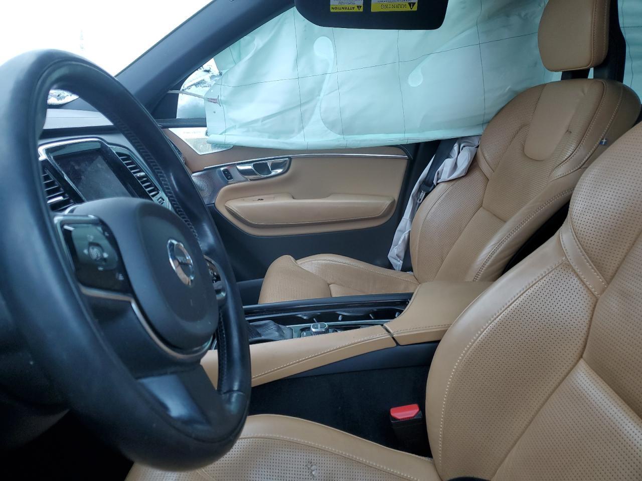2016 VOLVO XC90 T6 - Фото 7