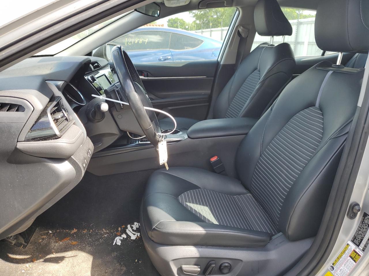 2019 TOYOTA CAMRY L - Фото 7