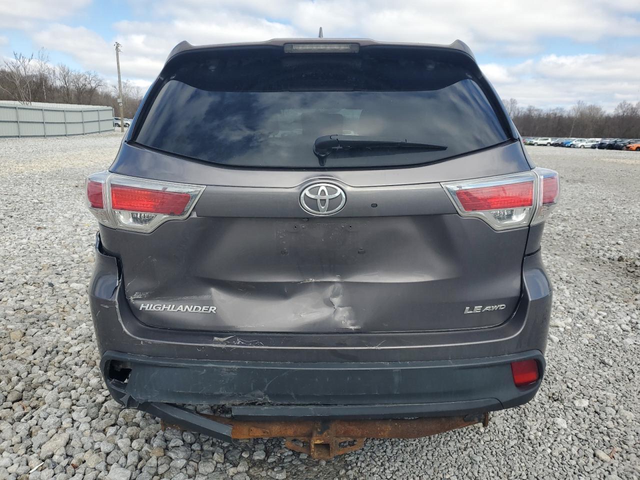2015 TOYOTA HIGHLANDER - Image 6