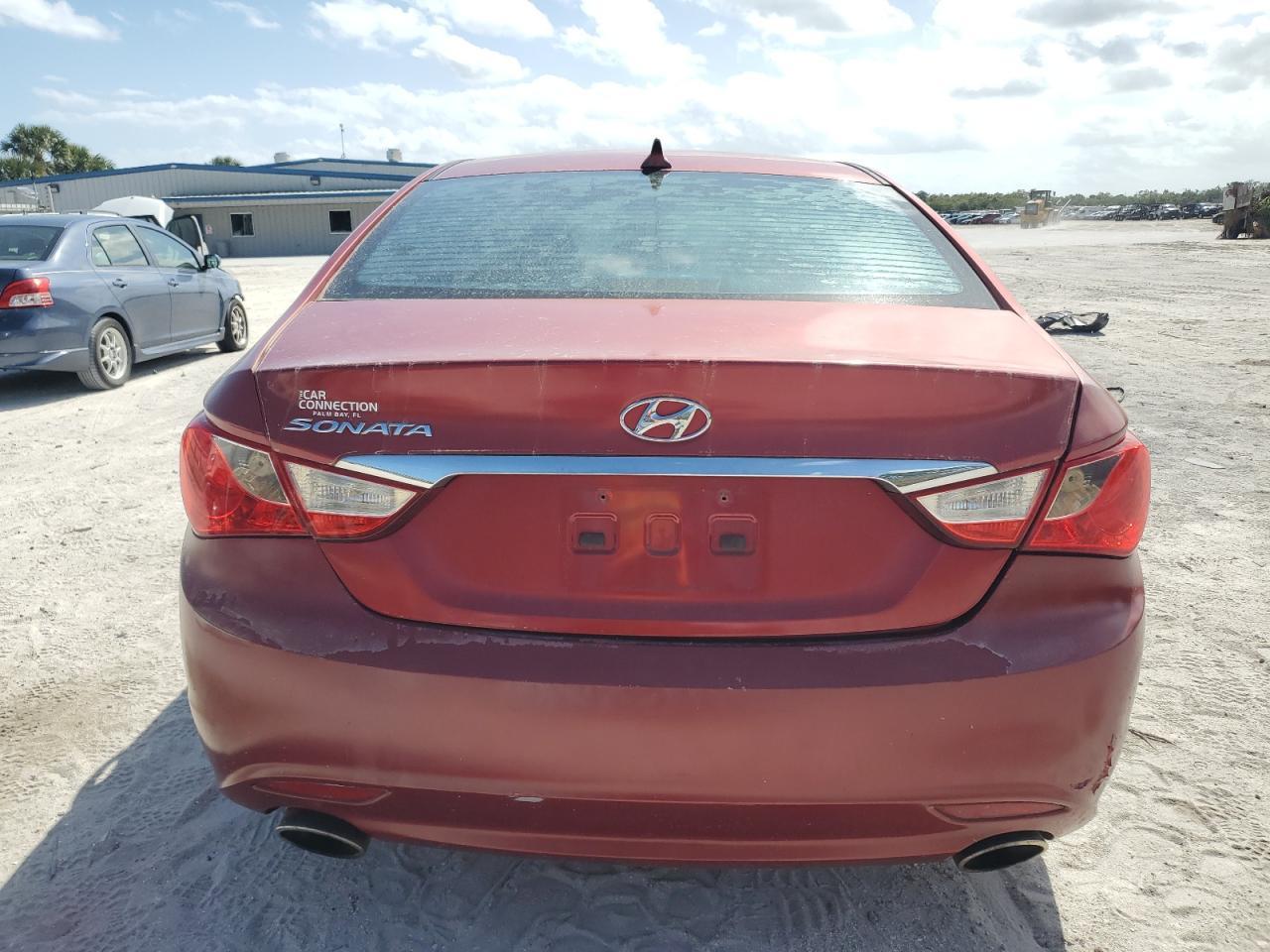 2011 HYUNDAI SONATA SE - Image 6