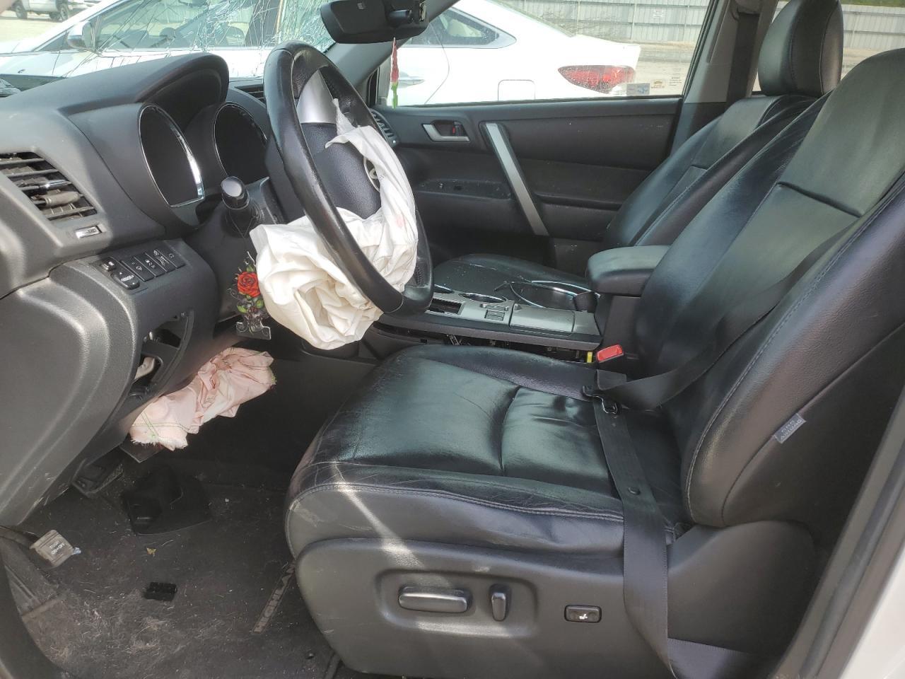2012 TOYOTA HIGHLANDER - Image 7