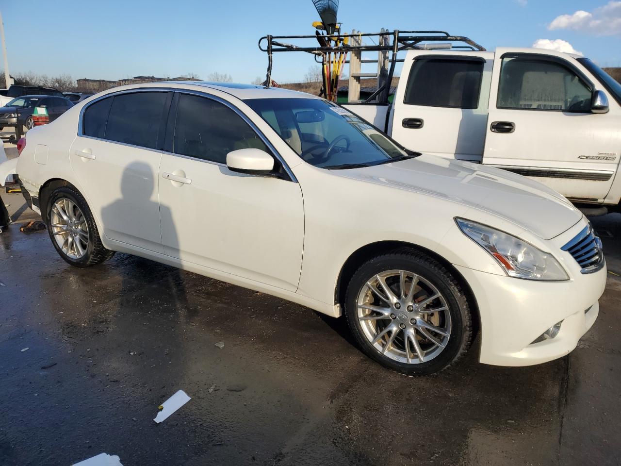 2012 INFINITI G37 - Image 4