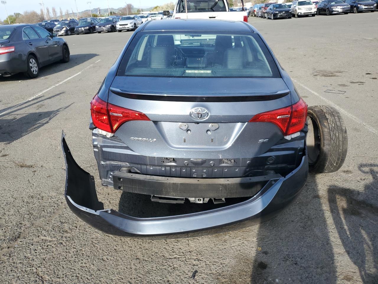2018 TOYOTA COROLLA L - Фото 6