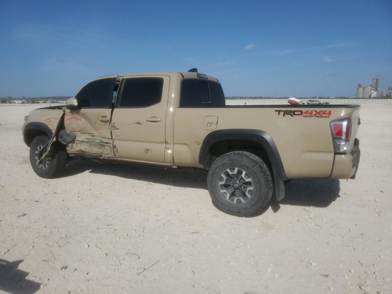 2020 TOYOTA TACOMA DOU - Image 2