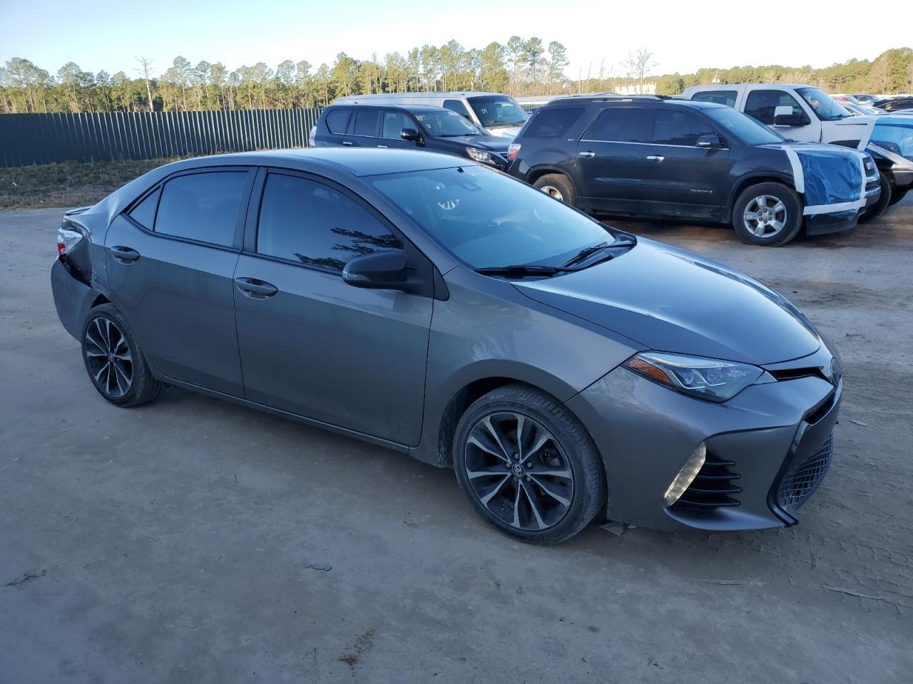 2018 TOYOTA COROLLA L - Image 4