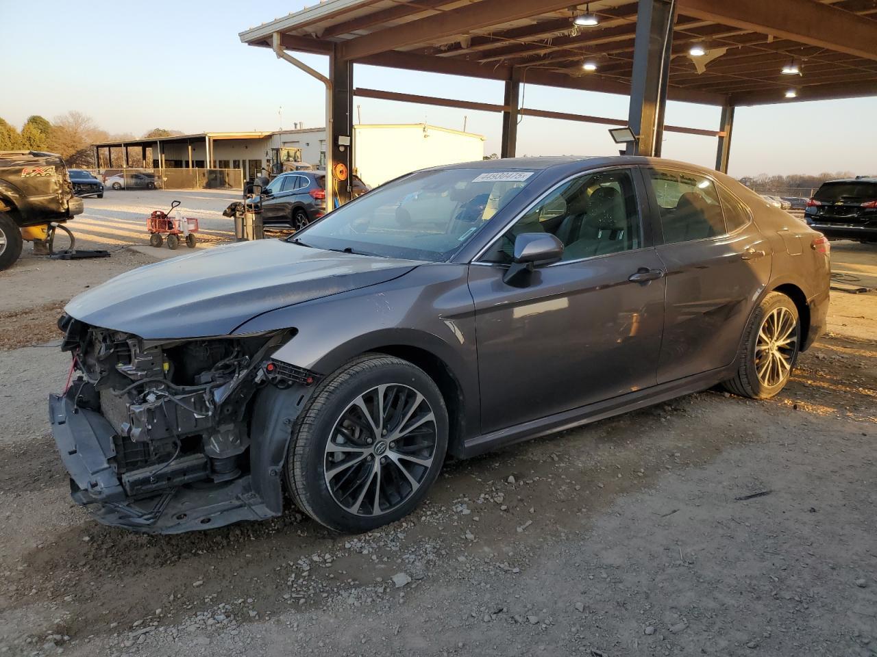 2018 TOYOTA CAMRY L