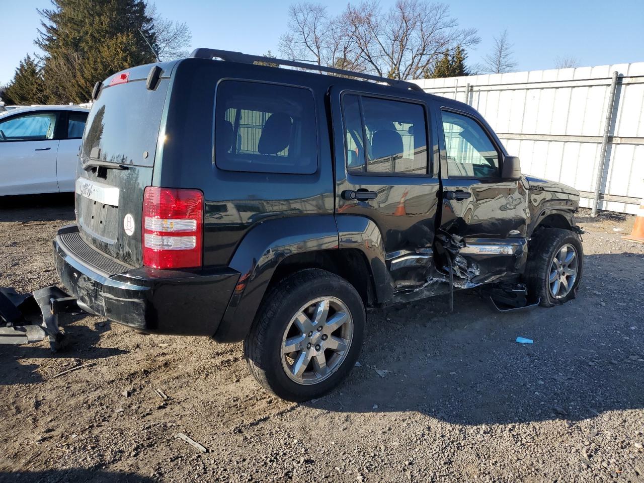 2012 JEEP LIBERTY SP - Фото 3
