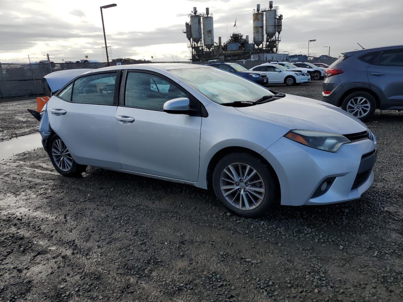 2014 TOYOTA COROLLA L - Image 4
