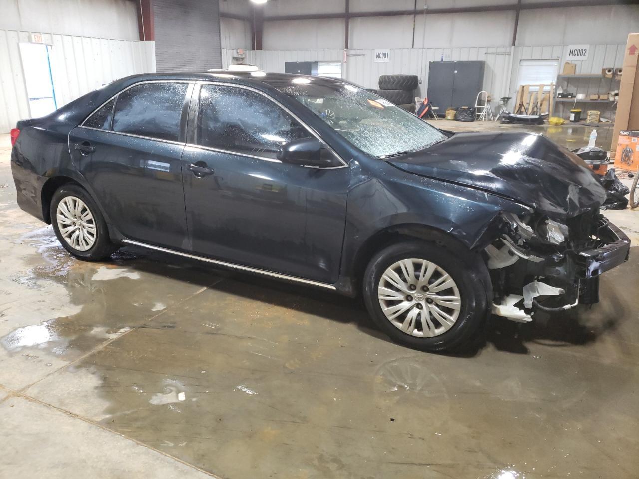 2014 TOYOTA CAMRY L - Image 4