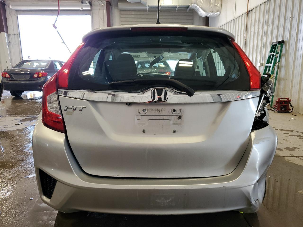 2015 HONDA FIT EX - Image 6