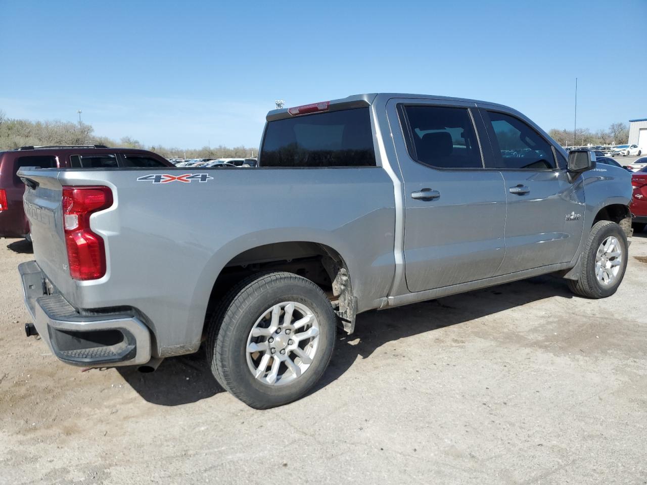 2023 CHEVROLET SILVERADO - Image 3