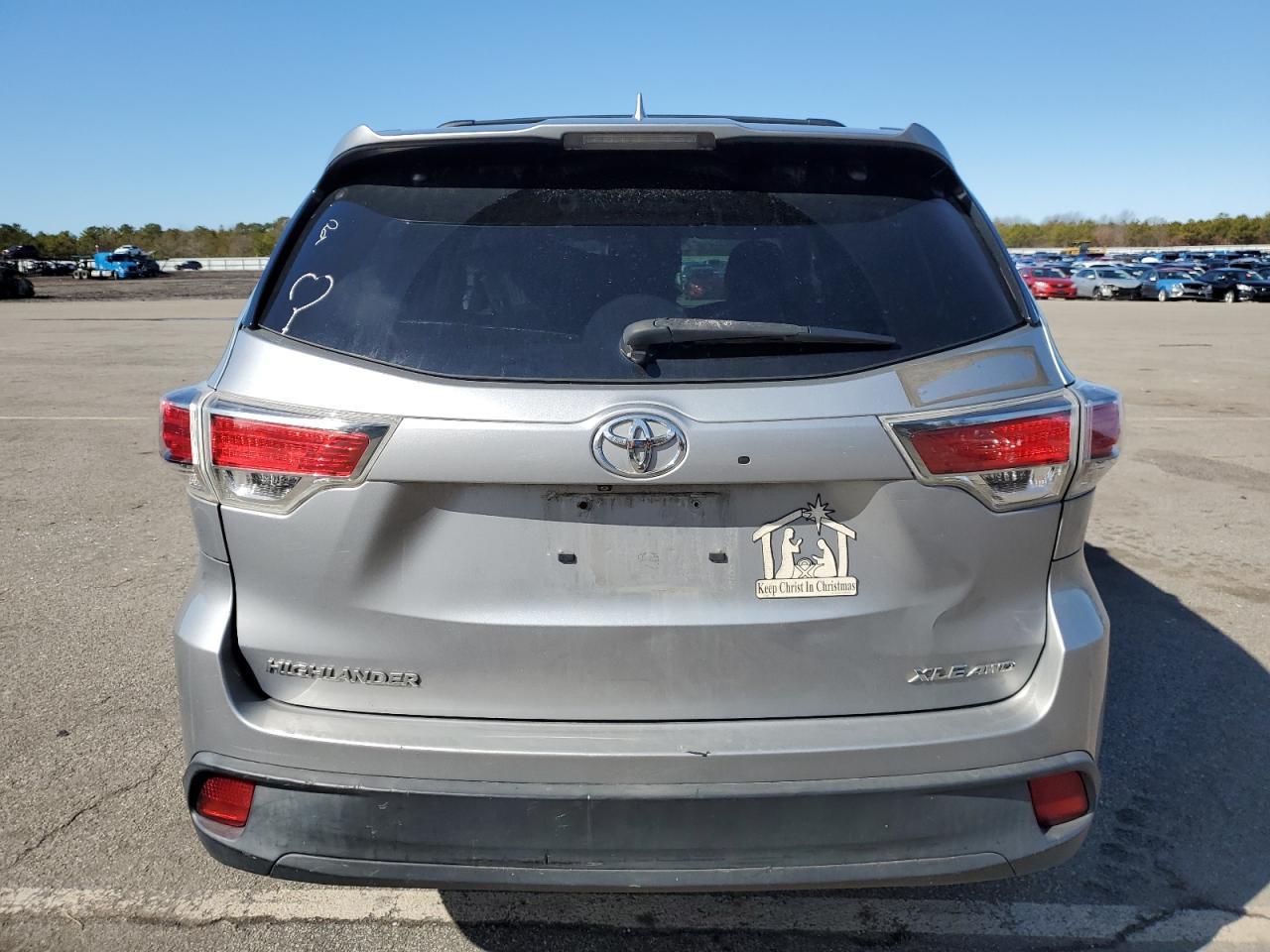 2015 TOYOTA HIGHLANDER - Фото 6