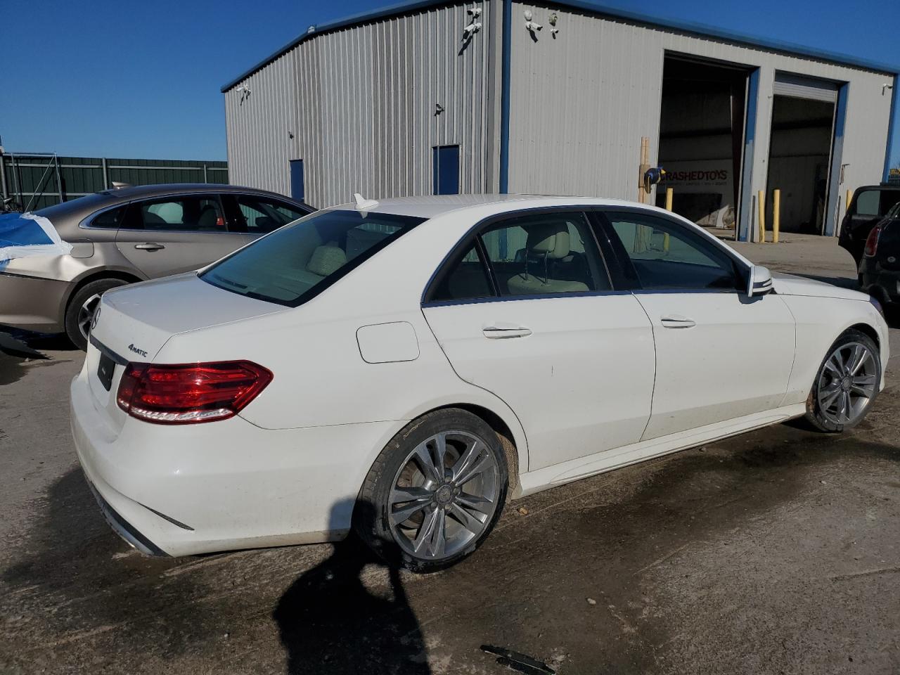 2016 MERCEDES-BENZ E 350 4MAT - Image 3