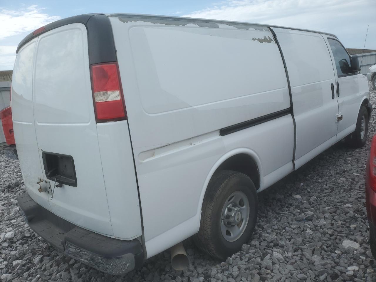 2013 CHEVROLET EXPRESS G3 - Image 3
