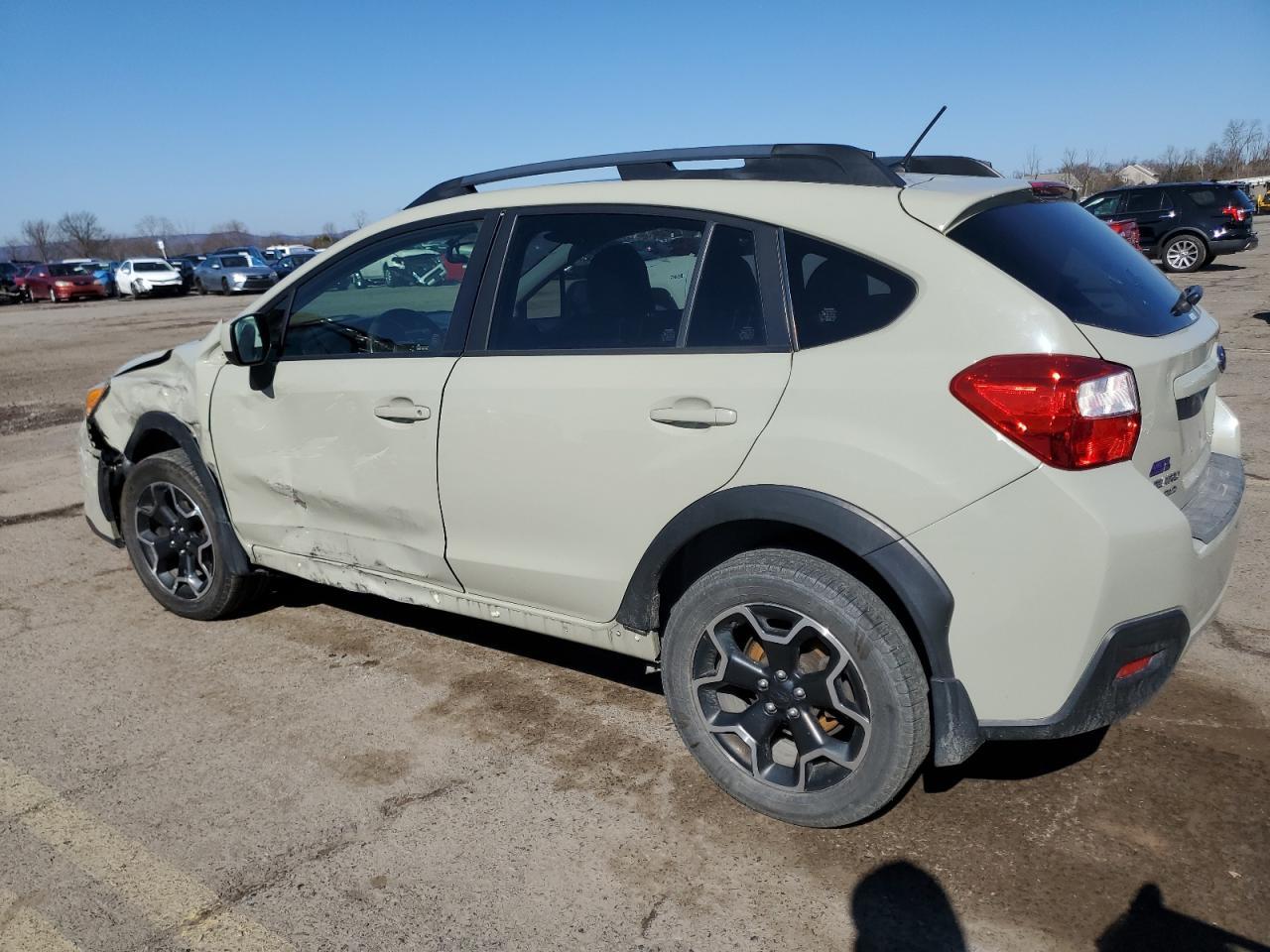 2014 SUBARU XV CROSSTR - Image 2