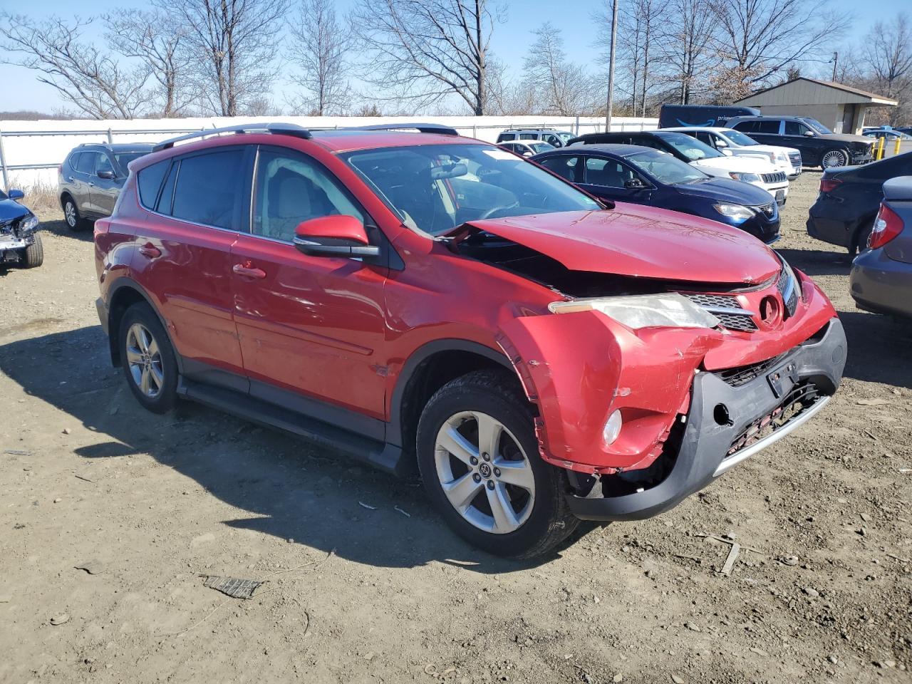 2015 TOYOTA RAV4 XLE - Image 4
