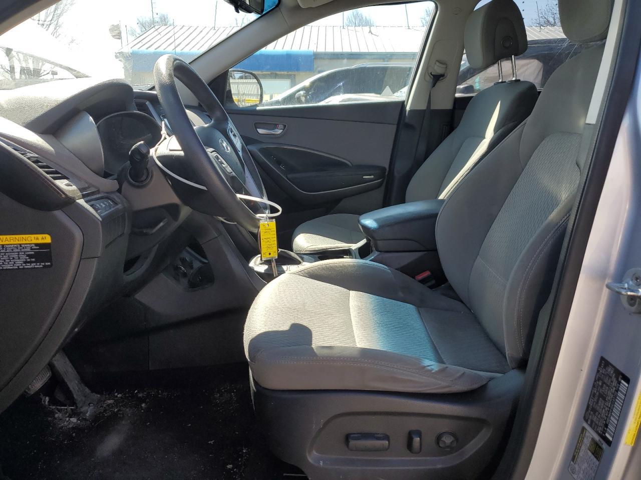 2017 HYUNDAI SANTA FE S - Image 7