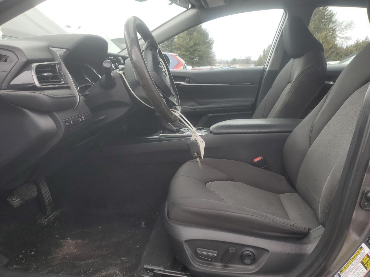 2019 TOYOTA CAMRY L - Image 7