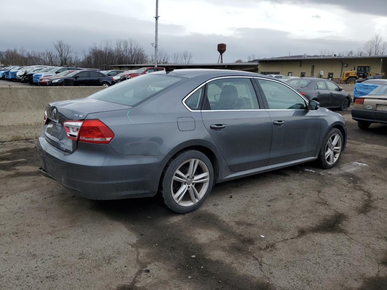 2014 VOLKSWAGEN PASSAT SE - Фото 3