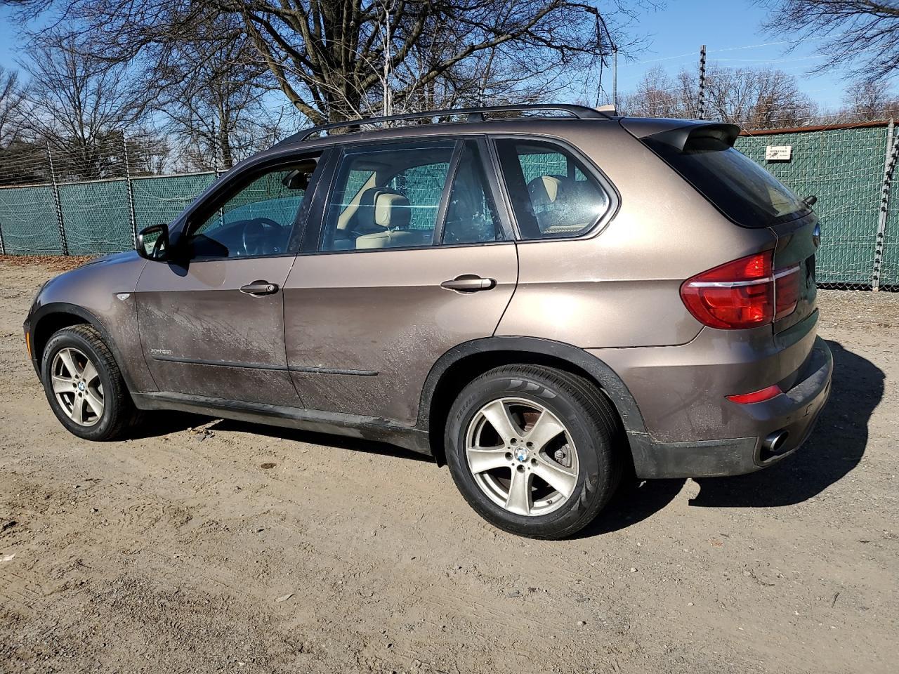 2012 BMW X5 XDRIVE3 - Фото 2