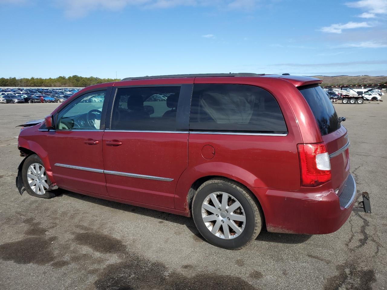 2014 CHRYSLER TOWN & COU - Image 2