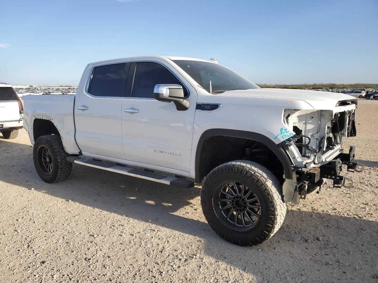 2023 GMC SIERRA K15 - Фото 4